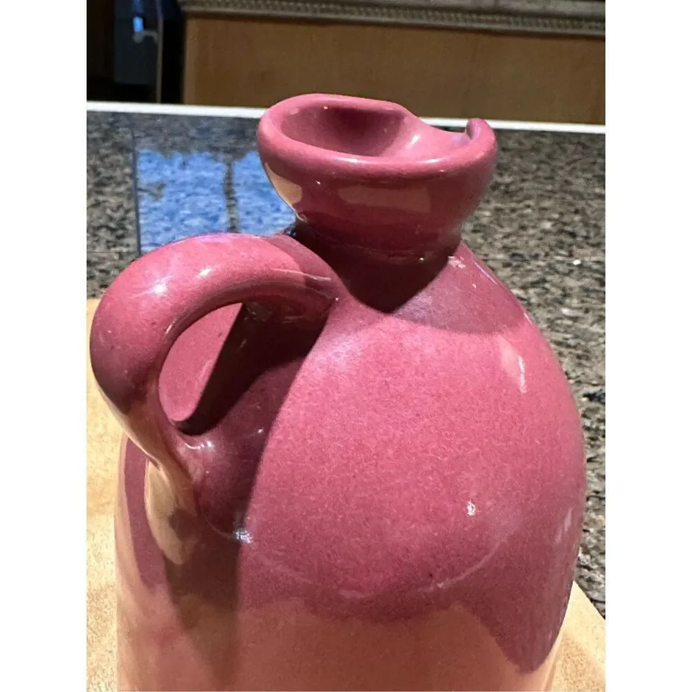 Mauve jug